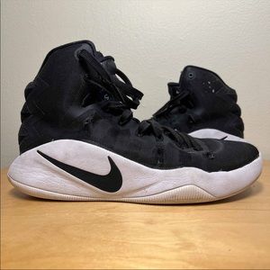 Nike Hyperdunk 2016